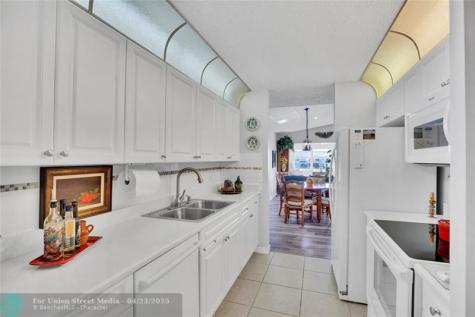 500 Grove Isle Circle Vero Beach FL 32962