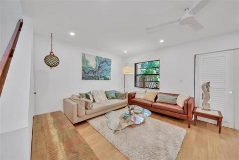 200 NE 17th Court Fort Lauderdale FL 33305