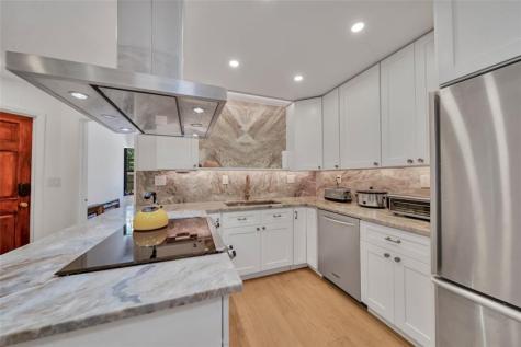 200 NE 17th Court Fort Lauderdale FL 33305