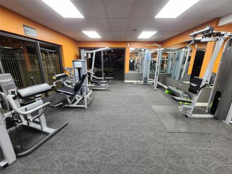 4900 Washington Street Hollywood FL 33021