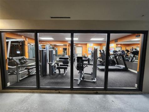 4900 Washington Street Hollywood FL 33021