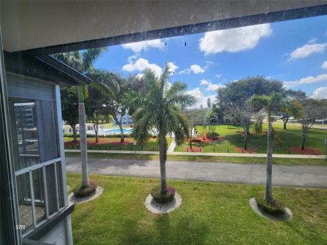 4900 Washington Street Hollywood FL 33021