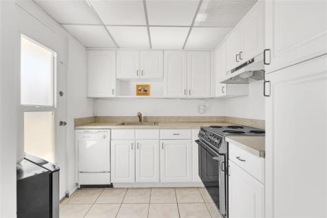 2555 NE 11th Street Fort Lauderdale FL 33304