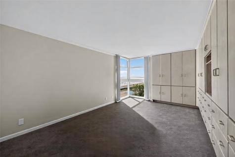 1370 S Ocean Boulevard Pompano Beach FL 33062