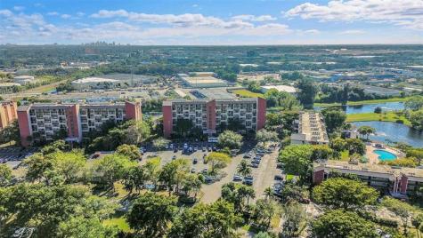 2206 S Cypress Bend Drive Pompano Beach FL 33069