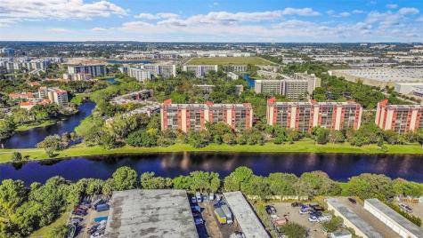 2206 S Cypress Bend Drive Pompano Beach FL 33069