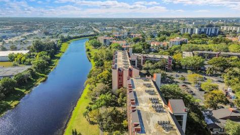 2206 S Cypress Bend Drive Pompano Beach FL 33069