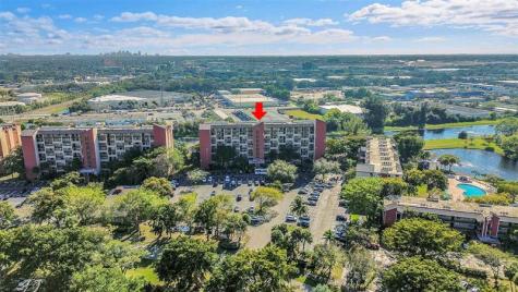 2206 S Cypress Bend Drive Pompano Beach FL 33069
