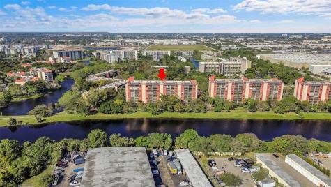 2206 S Cypress Bend Drive Pompano Beach FL 33069