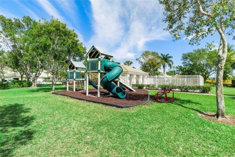 9874 Porta Leona Lane Boynton Beach FL 33472