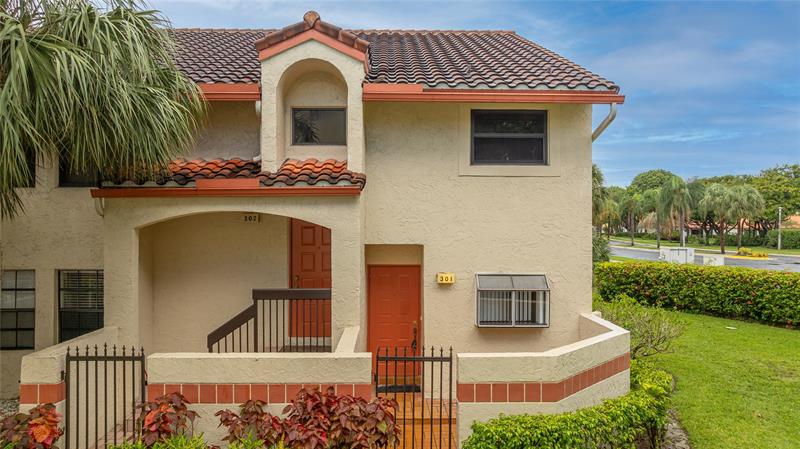 301 Congressional Way Deerfield Beach FL 33442