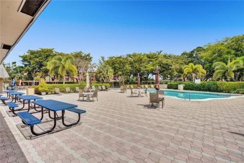 331 NW 76th Avenue Margate FL 33063