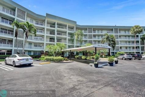 806 Cypress Grove Lane Pompano Beach FL 33069
