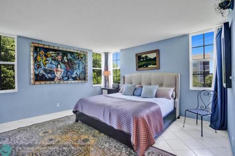 806 Cypress Grove Lane Pompano Beach FL 33069
