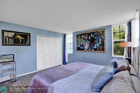 806 Cypress Grove Lane Pompano Beach FL 33069