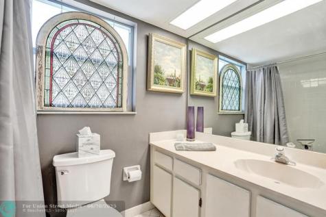 806 Cypress Grove Lane Pompano Beach FL 33069