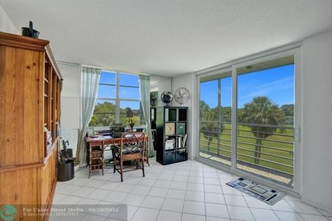 806 Cypress Grove Lane Pompano Beach FL 33069
