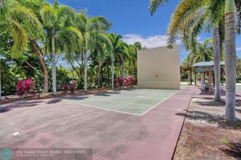 806 Cypress Grove Lane Pompano Beach FL 33069