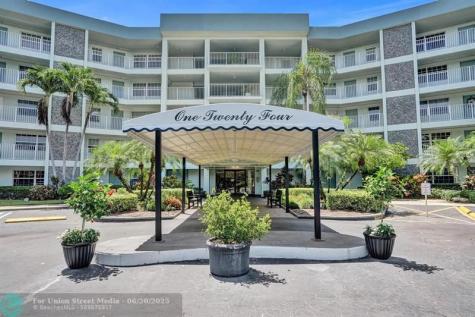 806 Cypress Grove Lane Pompano Beach FL 33069