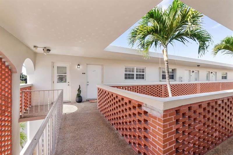 2301 NE 14th Street Causeway Pompano Beach FL 33062