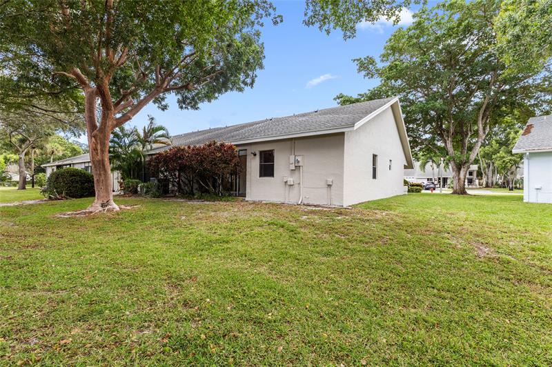 10971 Lake Front Place Boca Raton FL 33498