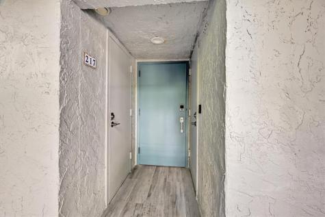 1752 NW 3rd Terrace Fort Lauderdale FL 33311