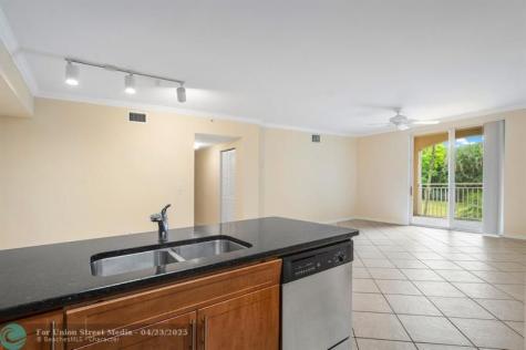6492 Emerald Dunes Drive West Palm Beach FL 33411