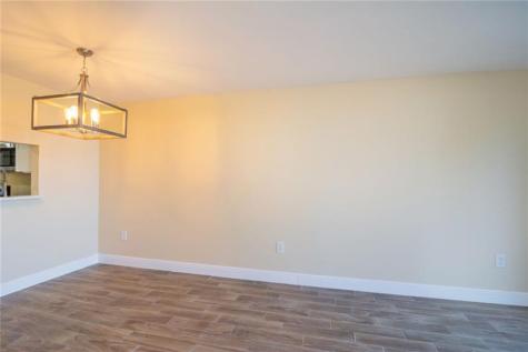 1100 Colony Point Circle Pembroke Pines FL 33026