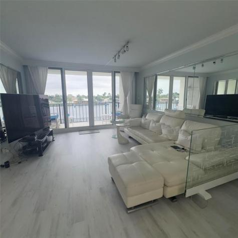 Pompano Beach FL 33062