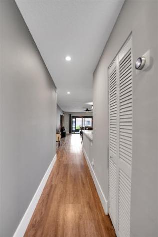10700 NW 30th Place Sunrise FL 33322