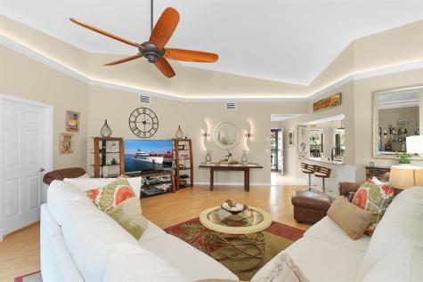 6040 SE Martinique Drive Stuart FL 34997