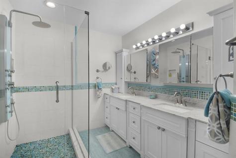 6040 SE Martinique Drive Stuart FL 34997