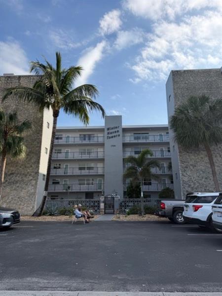 1750 Jefferson Street Hollywood FL 33020