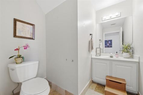 5630 NW 106 Avenue Coral Springs FL 33076
