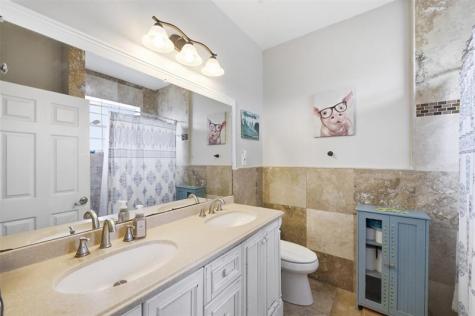 5630 NW 106 Avenue Coral Springs FL 33076