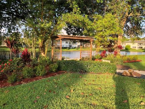 2614 Nassau Bend Coconut Creek FL 33066