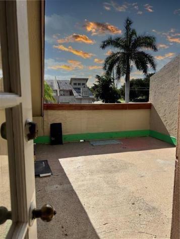 3947 Coral Springs Drive Coral Springs FL 33065