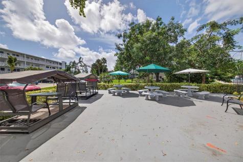 1036 Ventnor H Deerfield Beach FL 33442
