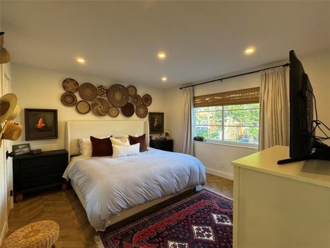 9 NE 19th Court Wilton Manors FL 33305