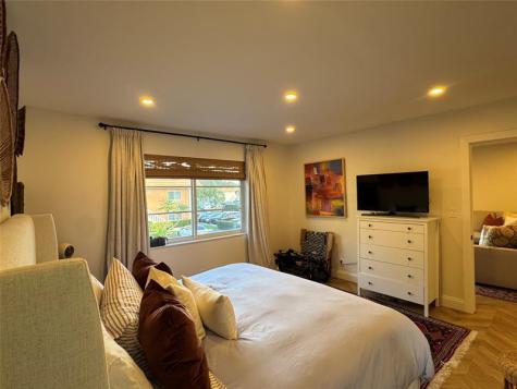 9 NE 19th Court Wilton Manors FL 33305