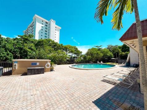 9 NE 19th Court Wilton Manors FL 33305