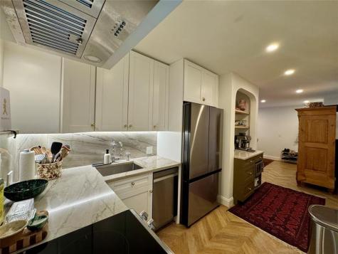 9 NE 19th Court Wilton Manors FL 33305