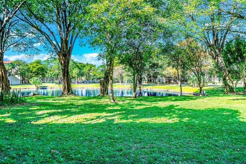 2214 S Cypress Bend Drive Pompano Beach FL 33069