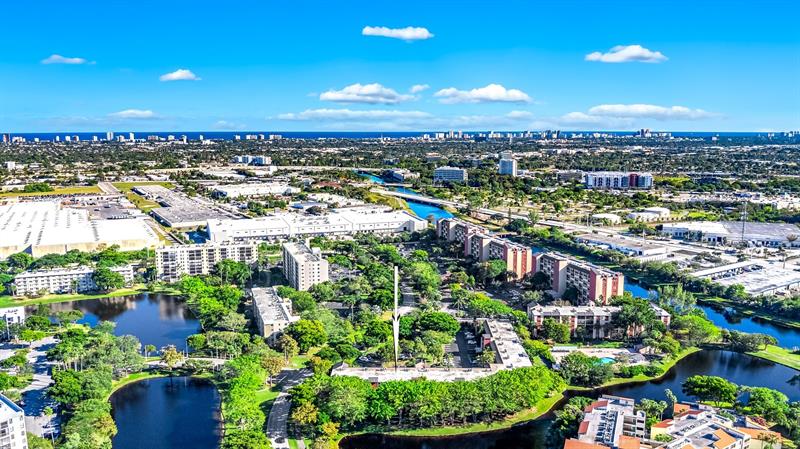 2214 S Cypress Bend Drive Pompano Beach FL 33069