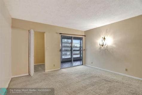 4301 Martinique Circle Coconut Creek FL 33066