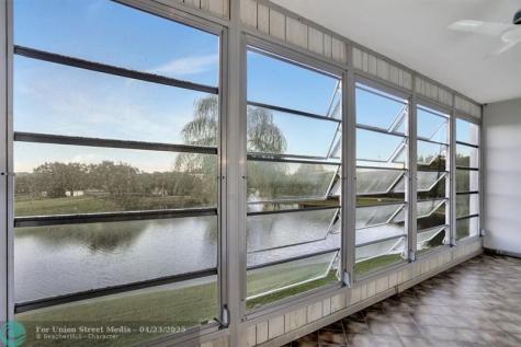 4301 Martinique Circle Coconut Creek FL 33066