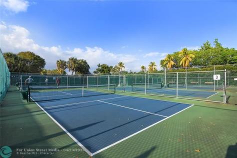 4301 Martinique Circle Coconut Creek FL 33066