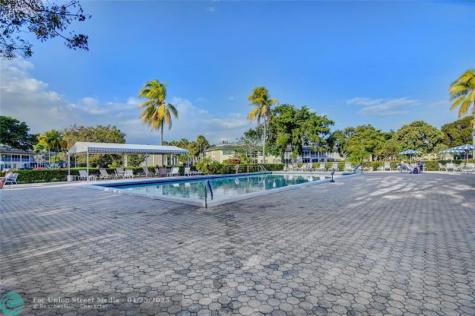 4301 Martinique Circle Coconut Creek FL 33066