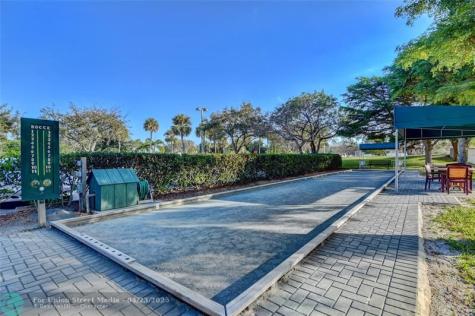 4301 Martinique Circle Coconut Creek FL 33066