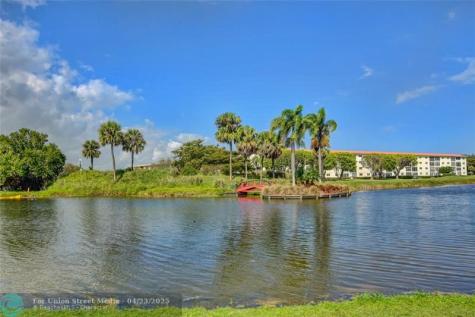 4301 Martinique Circle Coconut Creek FL 33066